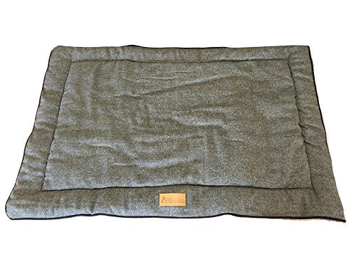 Ellie-Bo Duo Reversible Tweed and Grey Faux Fur Cage Mat